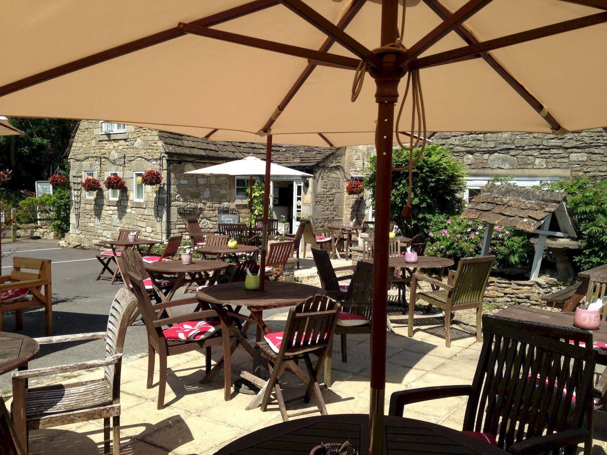 The Tollgate Inn Bradford-On-Avon Exterior foto